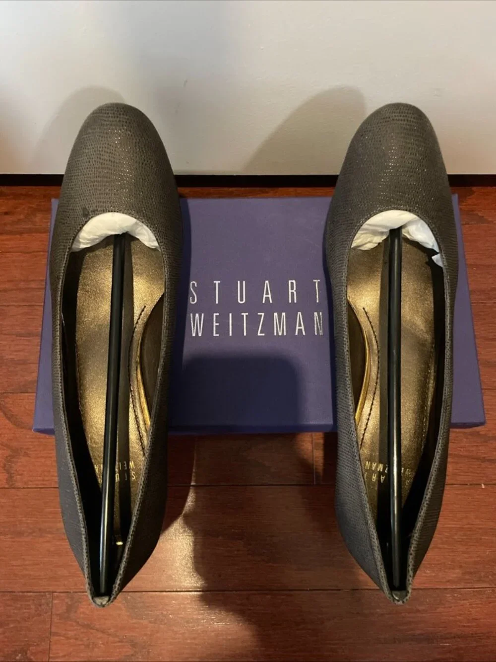 Stuart Weitzman Blog In Gary Women's High-Heel Pump Shoes - Picture 3 of 8